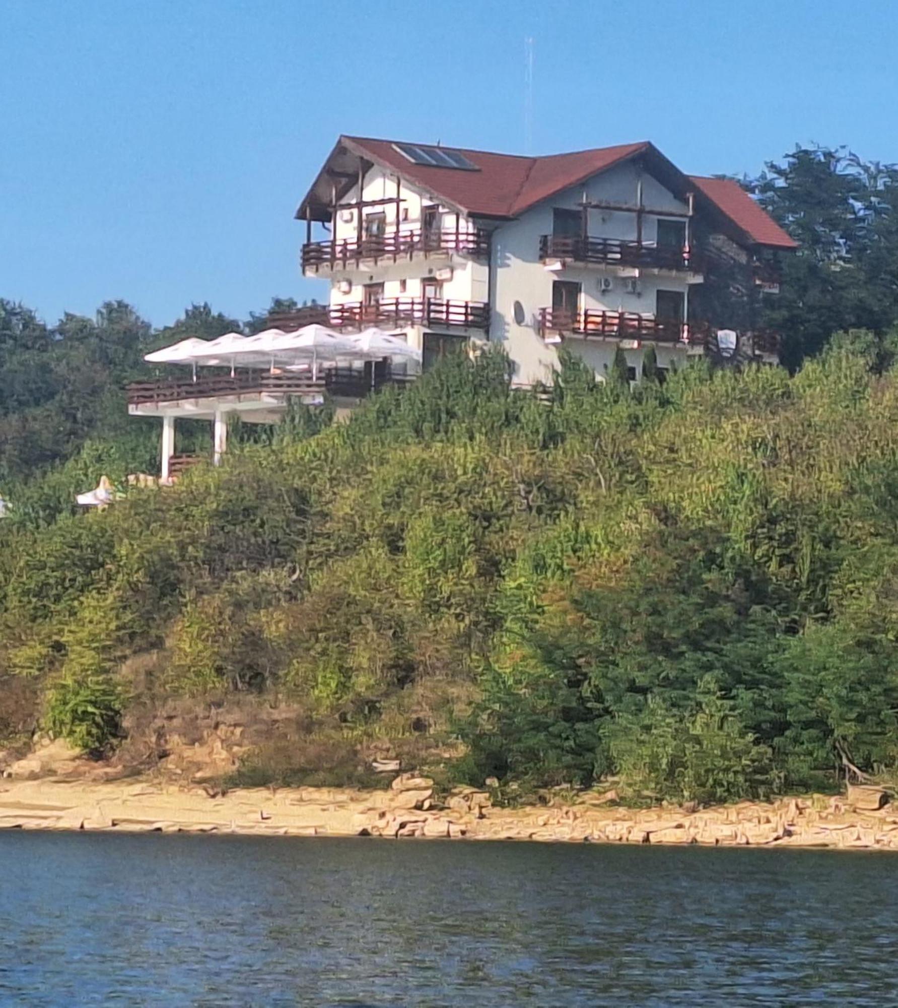 Pensiunea Belvedere Csolnakoscserna Kültér fotó