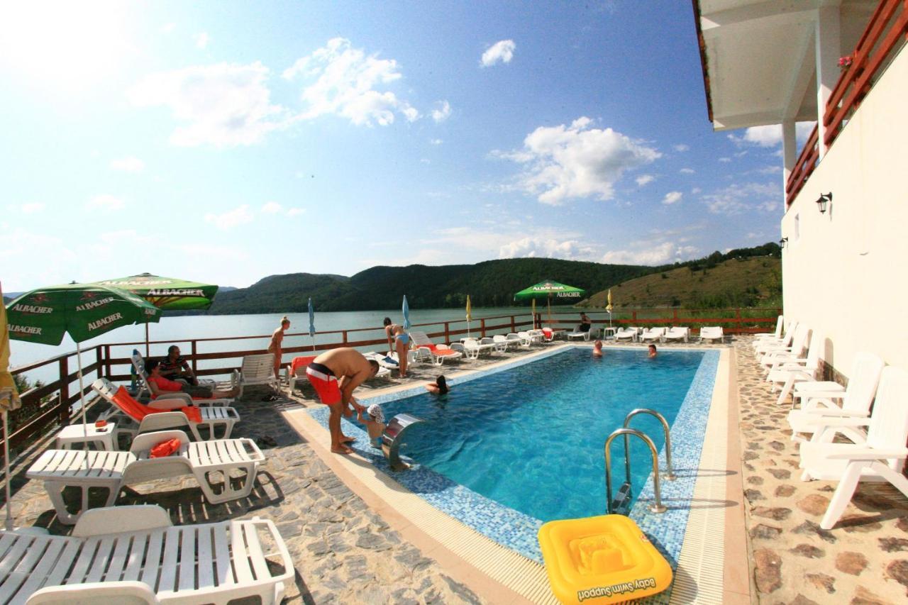 Pensiunea Belvedere Csolnakoscserna Kültér fotó